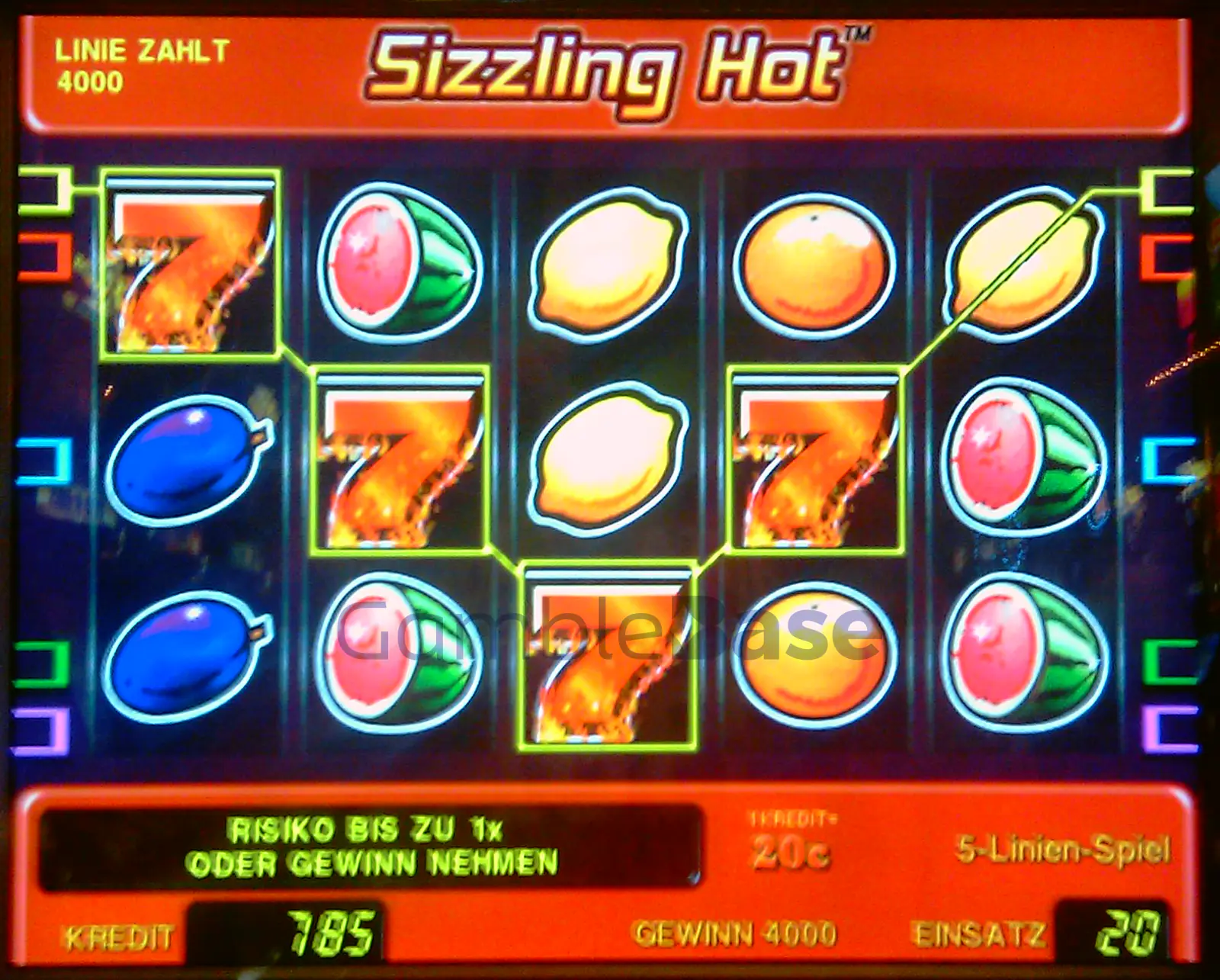 Sizzling Hot Gewinnbild: 4 Siebener auf 20x20 Cent ;-)