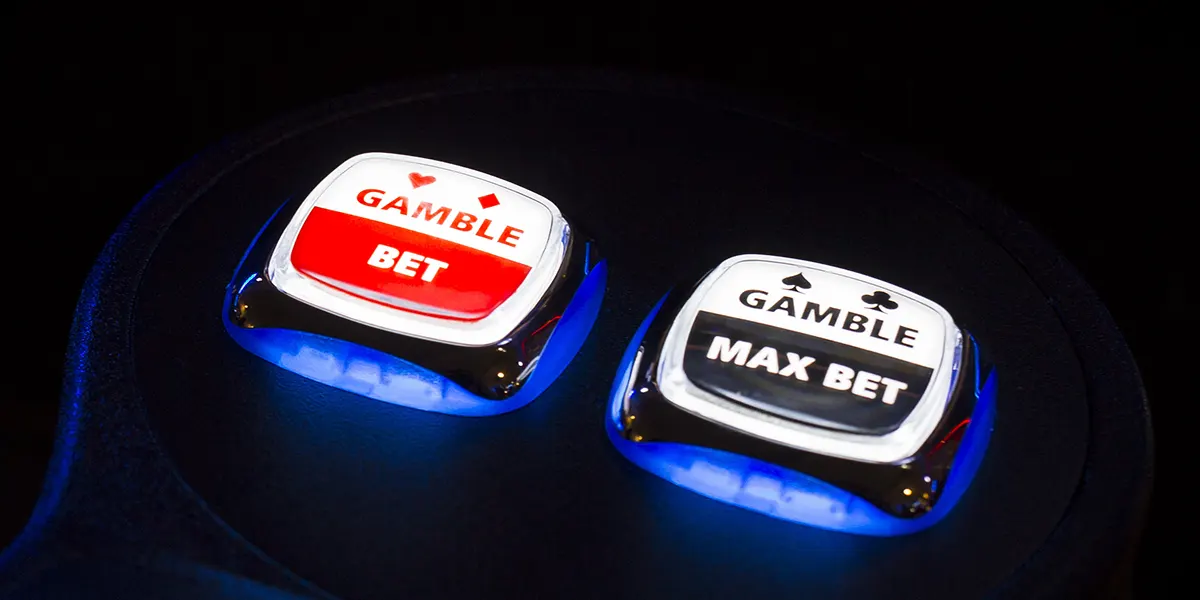 2 Buttons mit den Aufschriften "Gamble Bet" und "Gamble Max Bet"