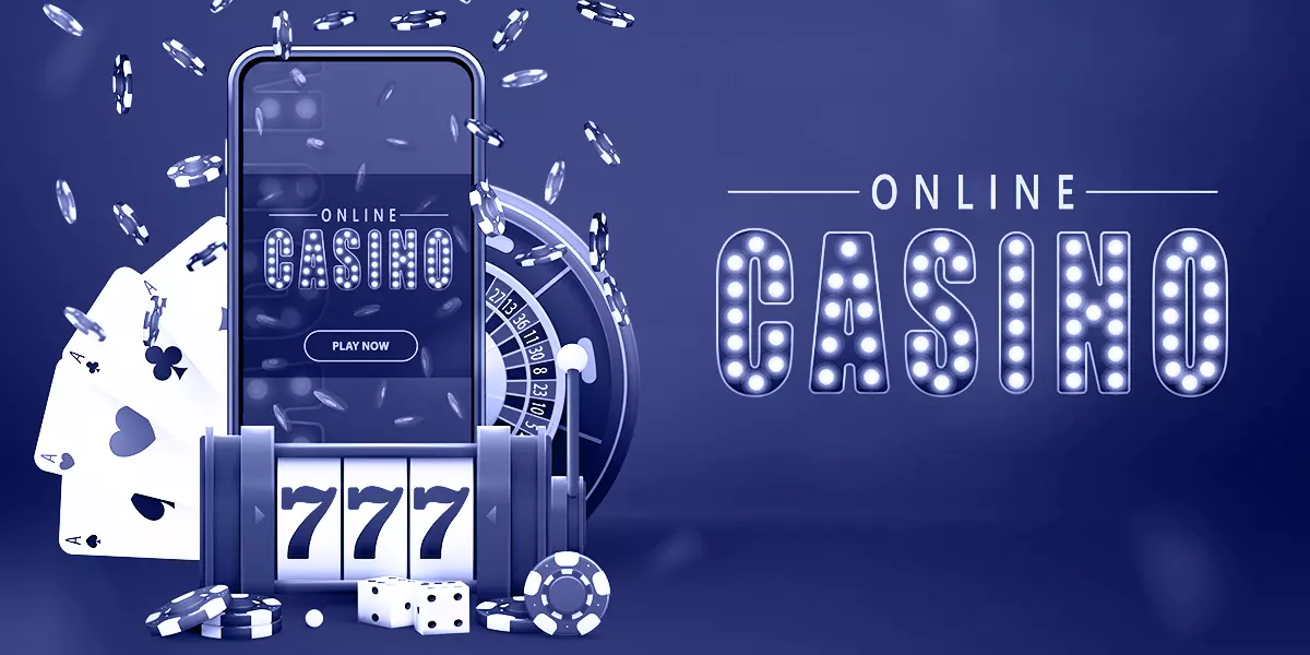 Blaues Banner mit Schriftzug "Online-Casino", mit Smartphone umgeben von einem Slot, Roulette, Poker-Chips und Spielkarten