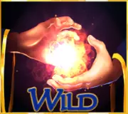 Wild-Schriftzug mit zwei Händen und einer Feuerkugel