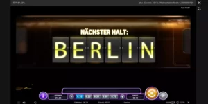 Bahnhofs-Anzeigetafel "Nächster Halt: Berlin"