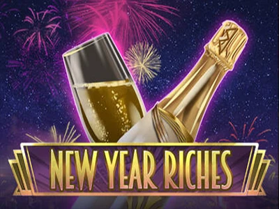 Sektflasche und Sektglas mit Schriftzug "New Year Riches" vor Feuerwerk am Himmel