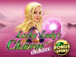 Blonde Frau hält lächelnd eine Magiekugel neben Schriftzug "Lucky Lady's Charm Deluxe Bonus Spins"