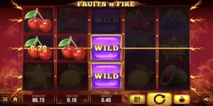 Mehrere Kirschen und das Wild-Symbol führen bei Fruits n Fire zum Gewinn.