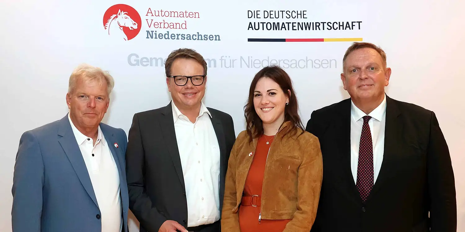 Frank Waldeck (AVN), Christoph Bratmann (SPD), Sabrina Kahmann (DAW-Länderbeauftragte) und Georg Stecker